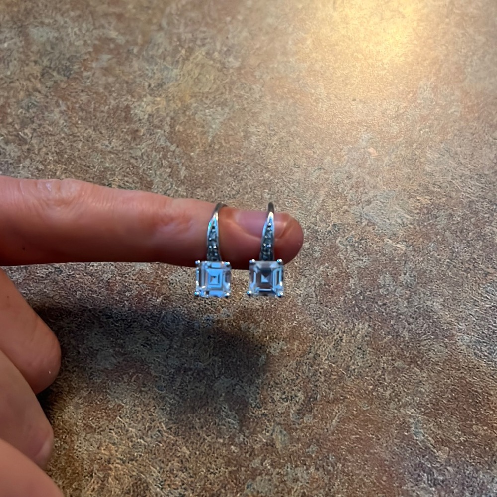 Cubic zirconia dangly earrings